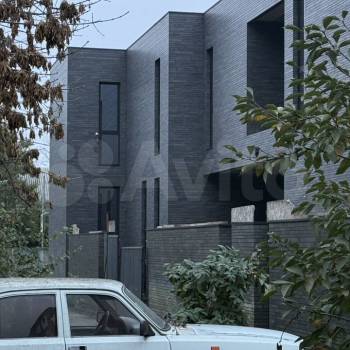 Продается Дом, 450 м²