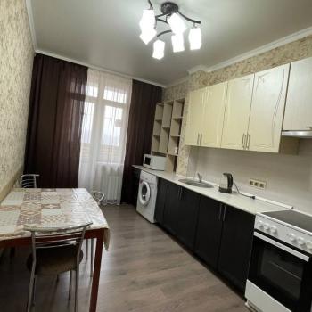Сдается 1-комнатная квартира, 39,2 м²