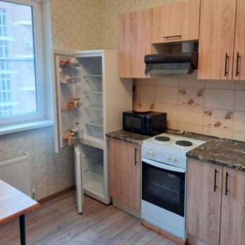 Продается 1-комнатная квартира, 39 м²