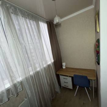 Продается 1-комнатная квартира, 35 м²