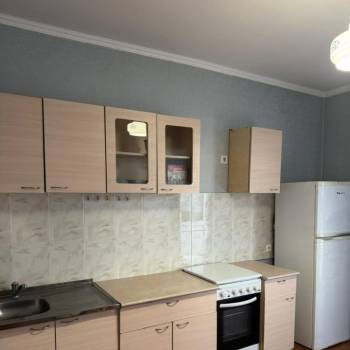Сдается 1-комнатная квартира, 46 м²