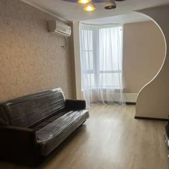 Сдается 1-комнатная квартира, 46 м²