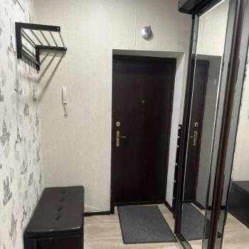 Сдается 1-комнатная квартира, 46 м²