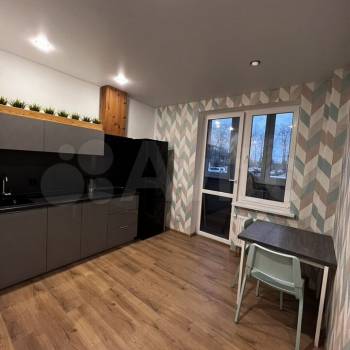 Сдается 1-комнатная квартира, 40 м²