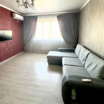 Сдается 1-комнатная квартира, 42 м²