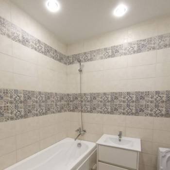 Продается 1-комнатная квартира, 46 м²