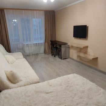 Сдается 1-комнатная квартира, 43 м²