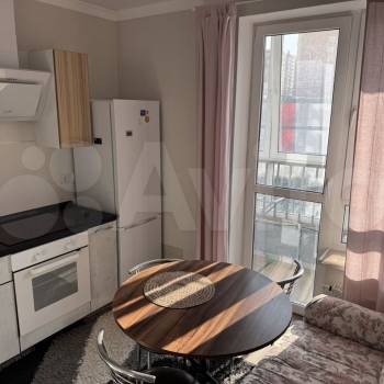 Сдается 1-комнатная квартира, 35 м²