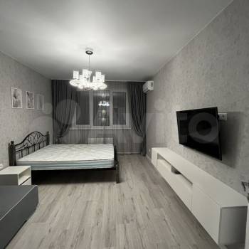 Сдается 1-комнатная квартира, 42 м²