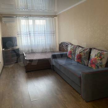 Сдается 1-комнатная квартира, 43 м²