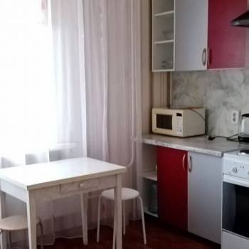 Сдается 1-комнатная квартира, 39 м²