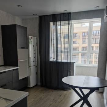 Продается 1-комнатная квартира, 40 м²