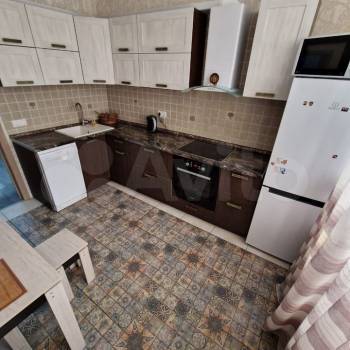 Сдается 2-х комнатная квартира, 63 м²