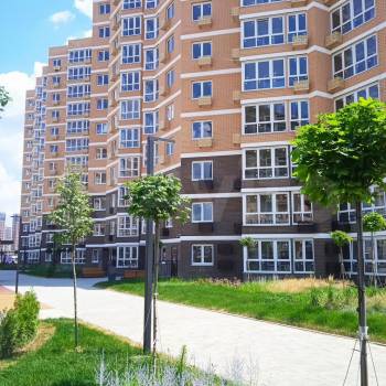 Продается 2-х комнатная квартира, 77 м²