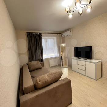 Сдается 1-комнатная квартира, 37 м²