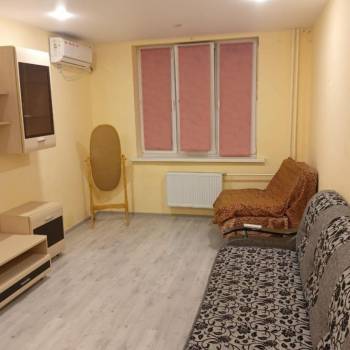 Сдается 1-комнатная квартира, 41 м²