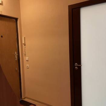 Продается 1-комнатная квартира, 40 м²