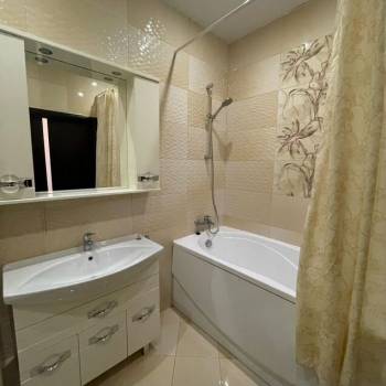 Сдается 1-комнатная квартира, 48 м²