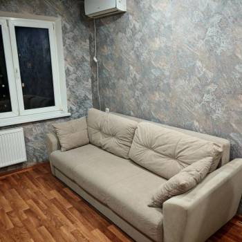 Сдается 1-комнатная квартира, 38 м²