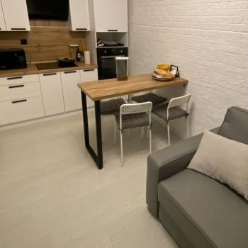 Продается 1-комнатная квартира, 45 м²