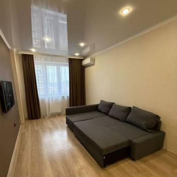 Сдается 1-комнатная квартира, 40 м²