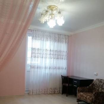 Продается 1-комнатная квартира, 41 м²