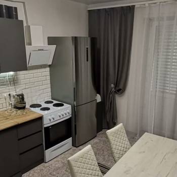 Продается 1-комнатная квартира, 49 м²