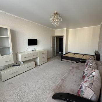 Сдается 1-комнатная квартира, 47 м²