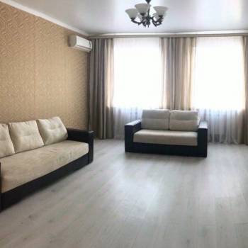 Сдается 2-х комнатная квартира, 80 м²
