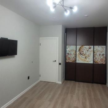 Сдается 1-комнатная квартира, 42 м²