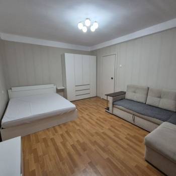 Продается 1-комнатная квартира, 32,8 м²