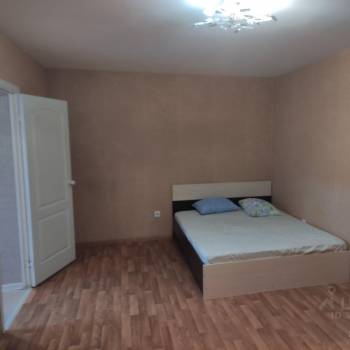 Сдается 1-комнатная квартира, 42 м²