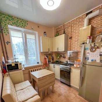 Продается 3-х комнатная квартира, 63 м²