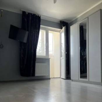 Продается 1-комнатная квартира, 35 м²