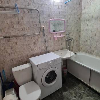 Сдается 1-комнатная квартира, 44 м²