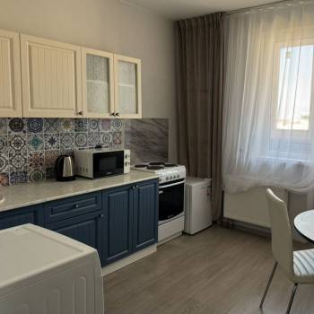 Сдается 1-комнатная квартира, 36 м²