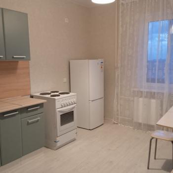 Сдается 1-комнатная квартира, 38 м²