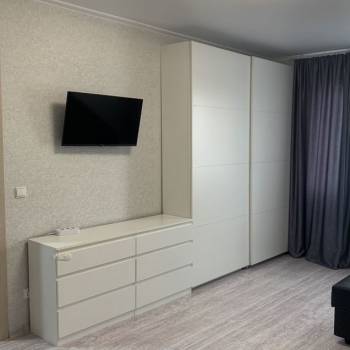 Сдается 1-комнатная квартира, 38 м²