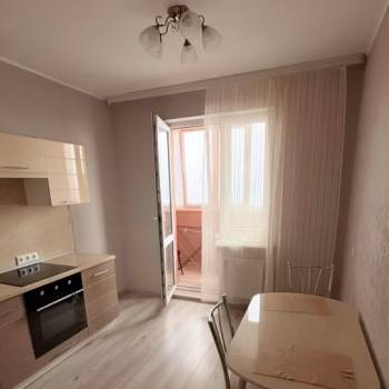 Сдается 1-комнатная квартира, 36 м²