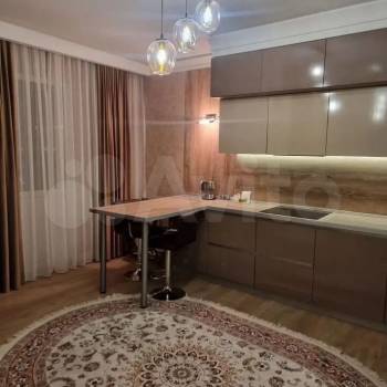 Продается 2-х комнатная квартира, 72,3 м²