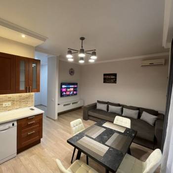 Сдается 2-х комнатная квартира, 56 м²