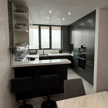 Продается Многокомнатная квартира, 128 м²