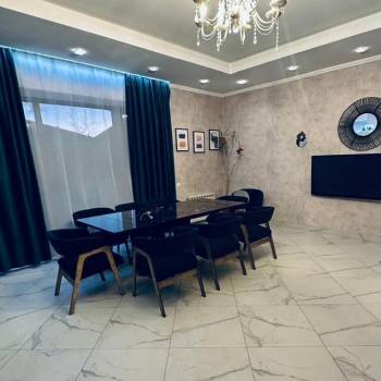 Продается Дом, 389 м²