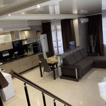 Продается 3-х комнатная квартира, 92,8 м²