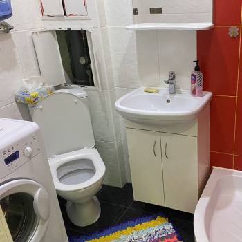 Продается 1-комнатная квартира, 35 м²