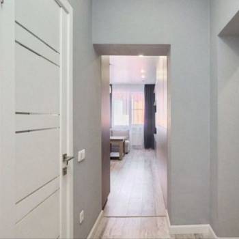 Продается 1-комнатная квартира, 42 м²