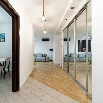 Продается 2-х комнатная квартира, 72 м²