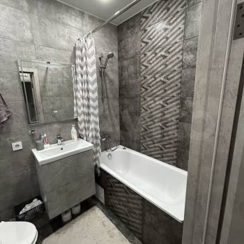 Продается 1-комнатная квартира, 42,1 м²