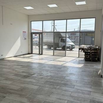 Сдается Нежилое помещение, 90 м²