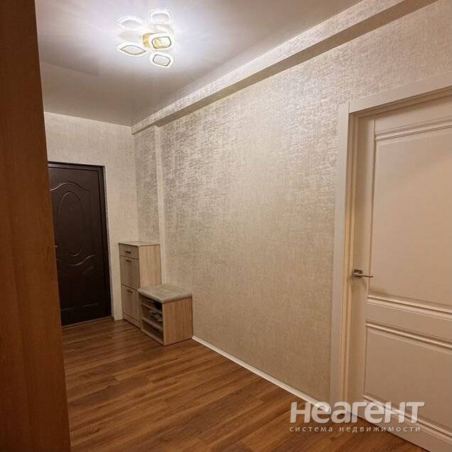 Продам 2-х ком. квартиру, ФМР, пр. Репина